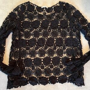 Acemi Black Crochet Lace Top. Long sleeve. Large. Vintage look.